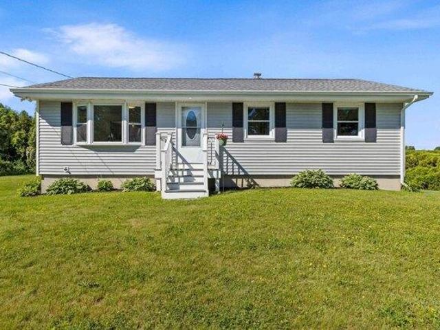 House for sale in Scarborough, Maine