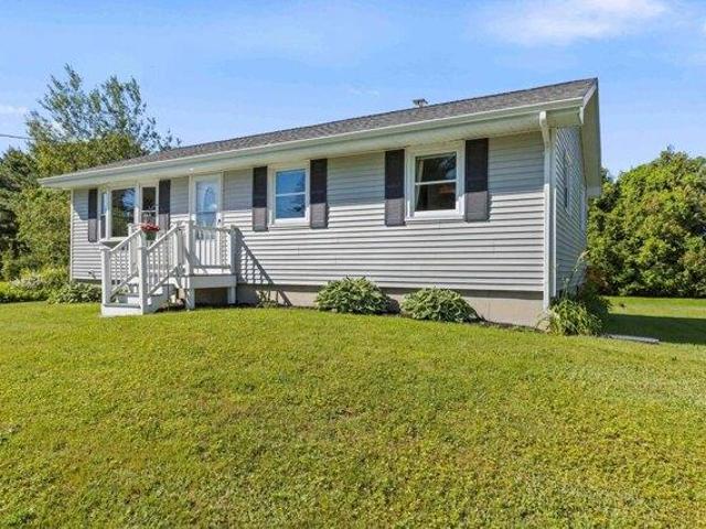 House for sale in Scarborough, Maine