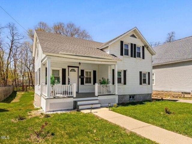 House for sale in Schenectady, New York