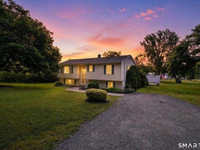 House for sale in Scotland, Connecticut