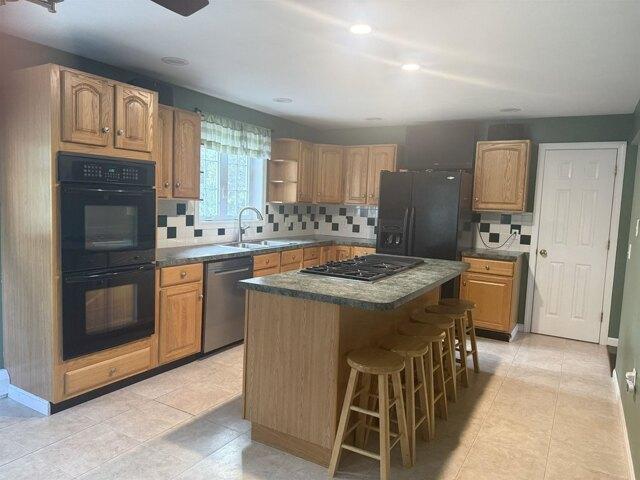 House for sale in Smithtown, Seabrook