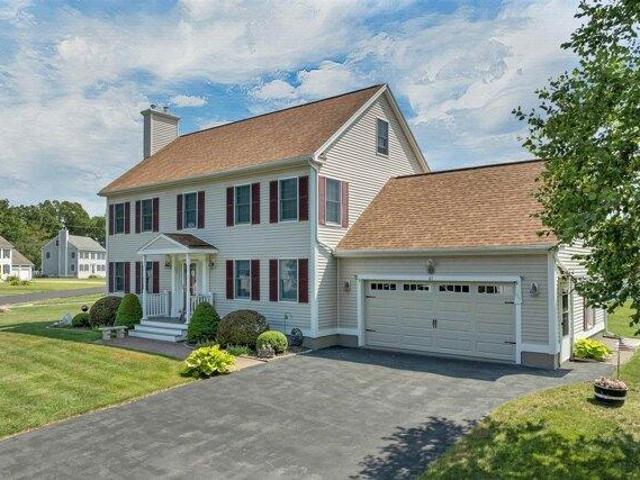 House for sale in Seabrook, Rockingham County
