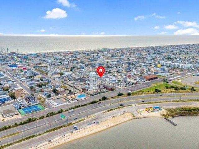 House for sale in Seaside Heights, New Jersey