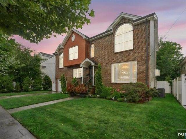 House for sale in North End, Secaucus