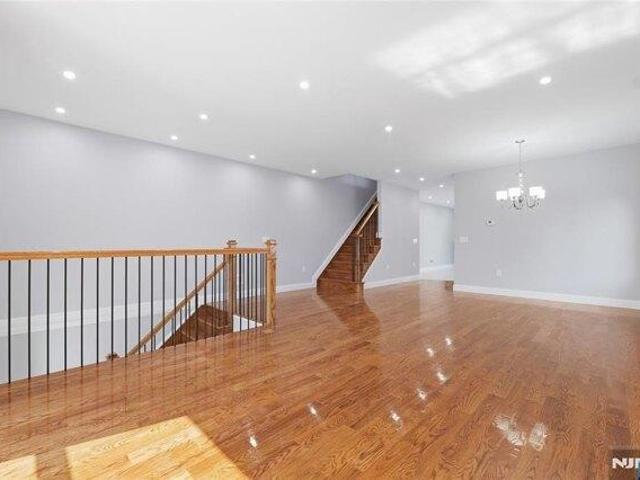 House for sale in North End, Secaucus