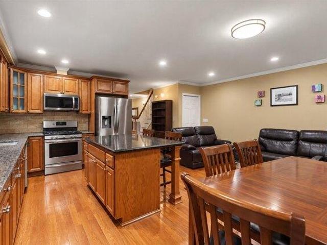 House for sale in North End Business District, Secaucus