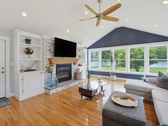 House for sale in Seekonk, Bristol County