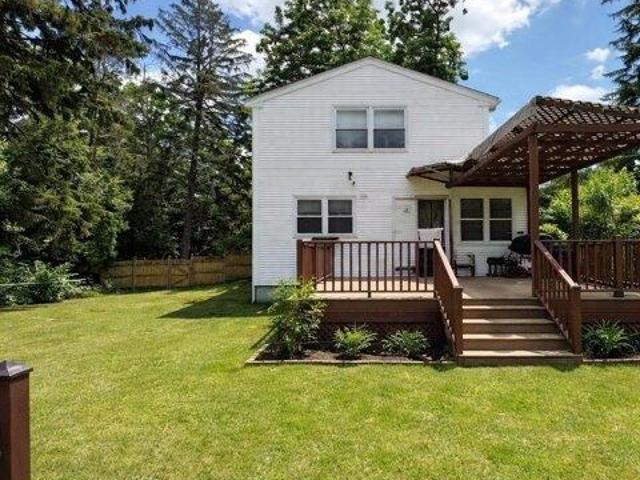 House for sale in Seekonk, Bristol County