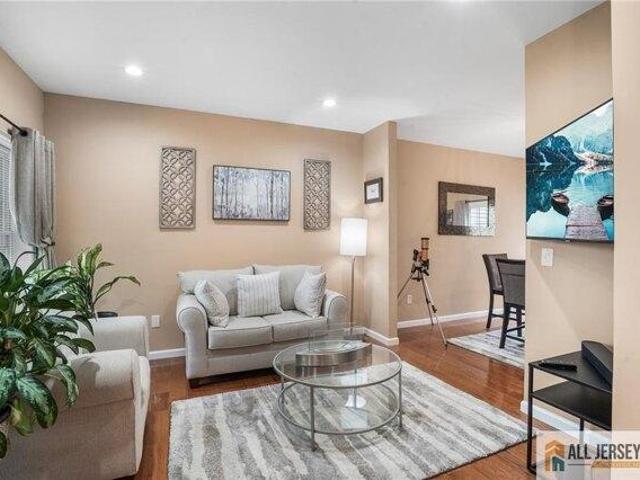 House for sale in Avenel, New Jersey