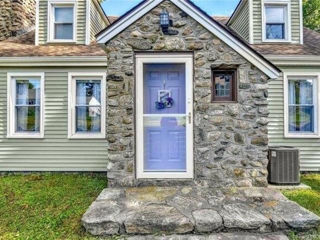 House for sale in Seymour, Connecticut