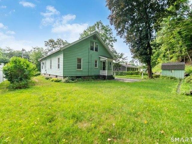 House for sale in Seymour, Connecticut