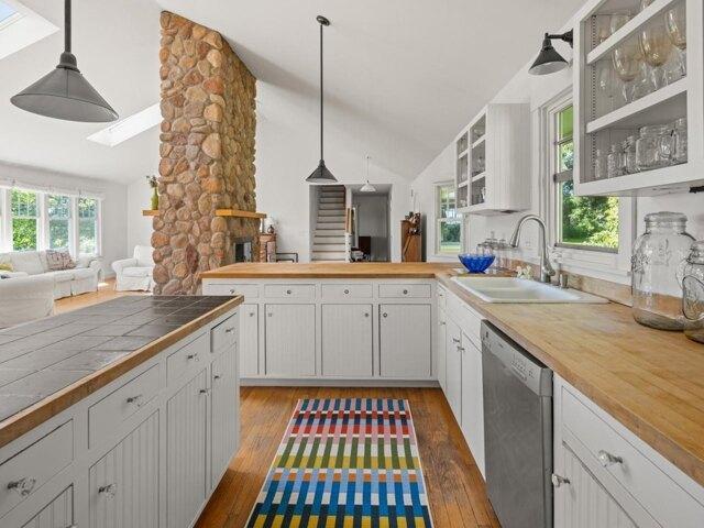 House for sale in Shelburne, Vermont