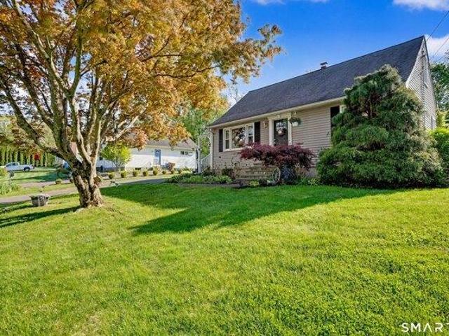 House for sale in Shelton, Connecticut