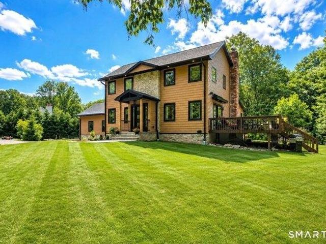 House for sale in Shelton, Connecticut