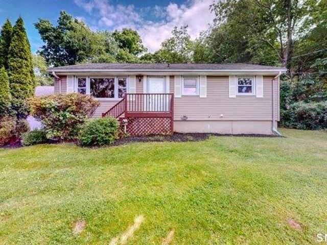 House for sale in Shelton, Connecticut