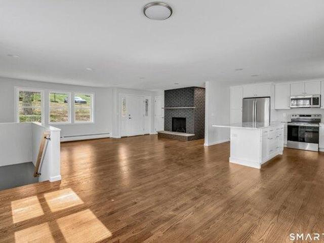 House for sale in Shelton, Connecticut