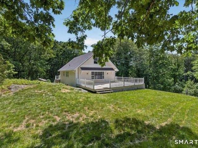 House for sale in Shelton, Connecticut
