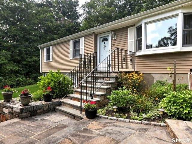House for sale in Shelton, Connecticut
