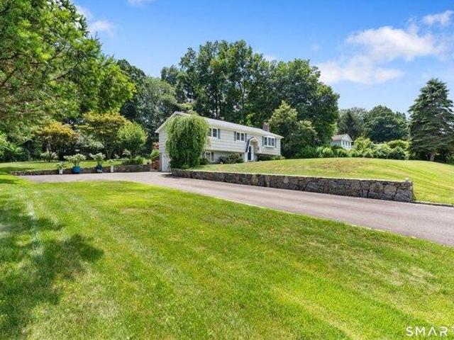 House for sale in Shelton, Connecticut