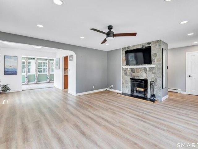 House for sale in Sunnyside Trailer Park, Shelton