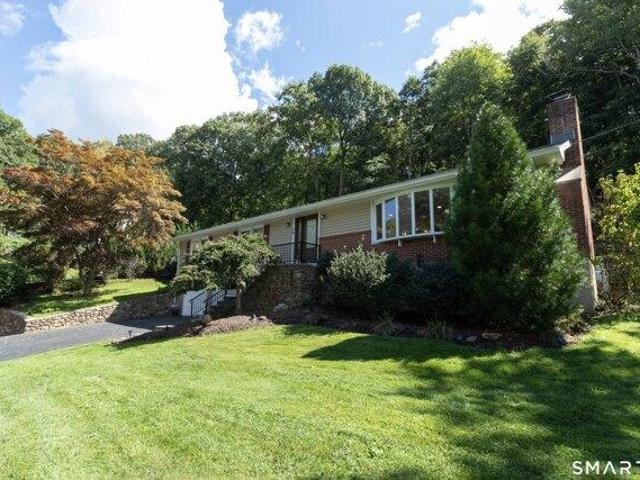 House for sale in Pine Rock Park, Shelton