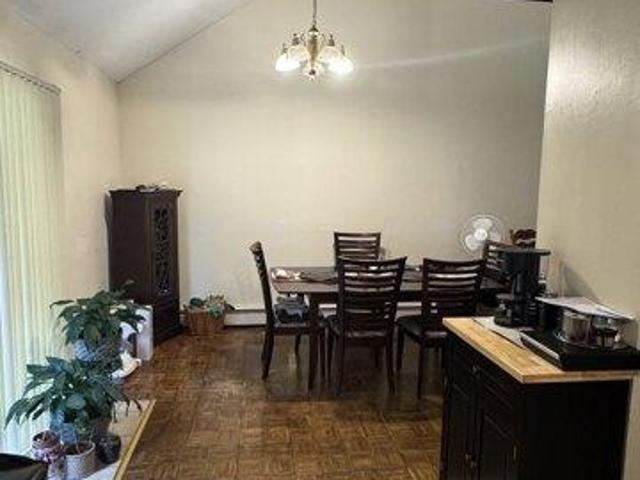 House for sale in Sunnyside, Shelton