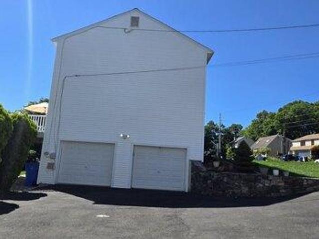 House for sale in Sunnyside, Shelton