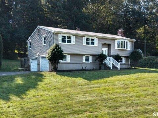House for sale in Shelton, Naugatuck Valley Planning Region