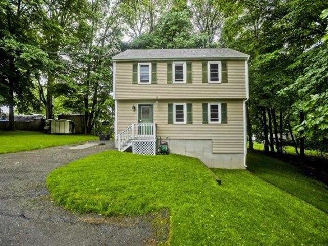 House for sale in Shirley, Massachusetts