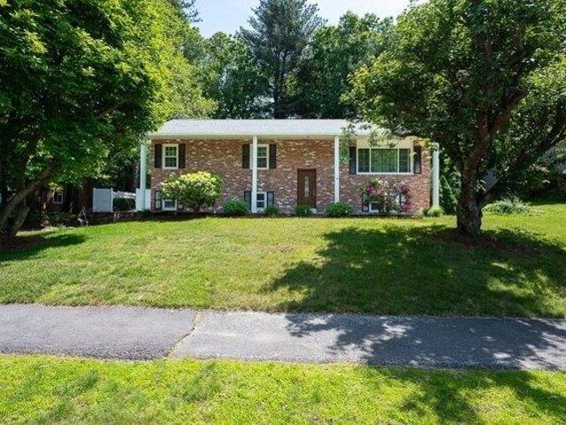 House for sale in Shrewsbury, Massachusetts