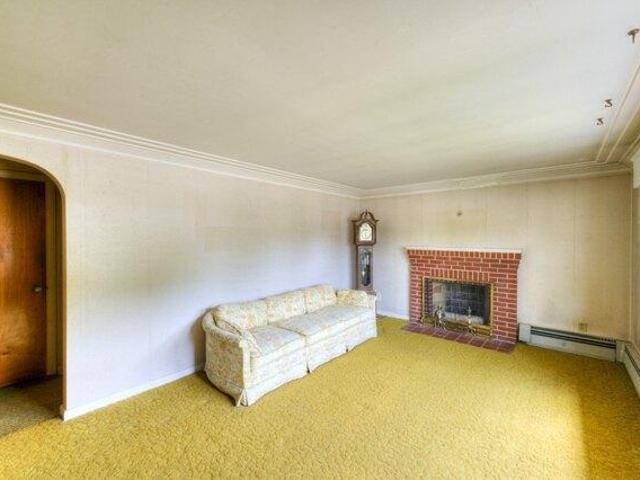 House for sale in Shrewsbury, Massachusetts