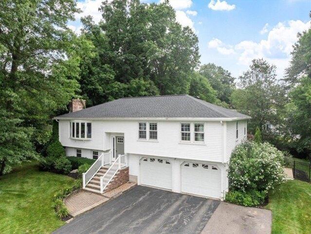 House for sale in Shrewsbury, Massachusetts