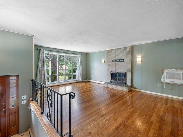 House for sale in Shrewsbury, Worcester County