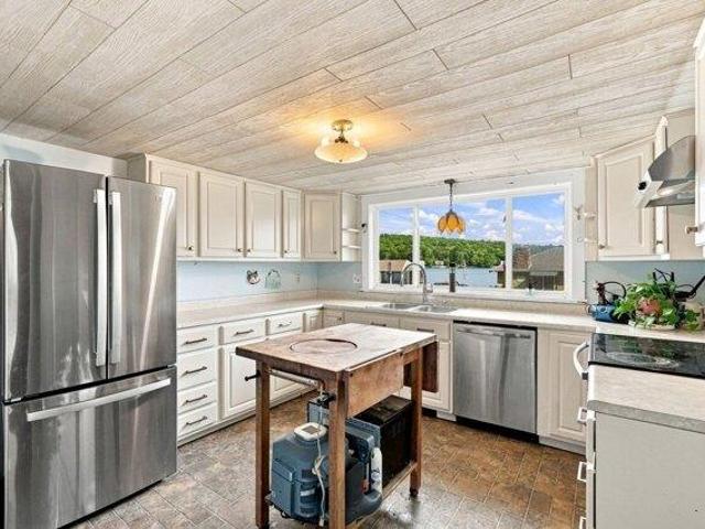 House for sale in Shutesbury, Massachusetts
