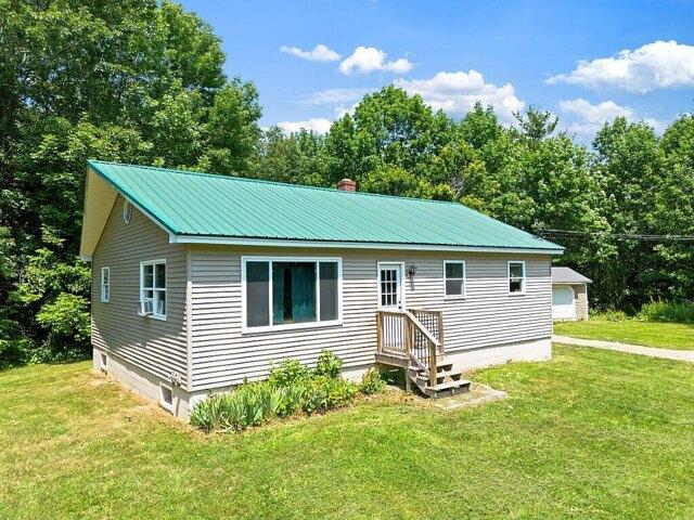 House for sale in Maine