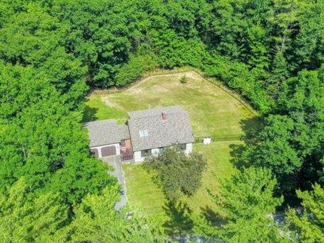 House for sale in Maine
