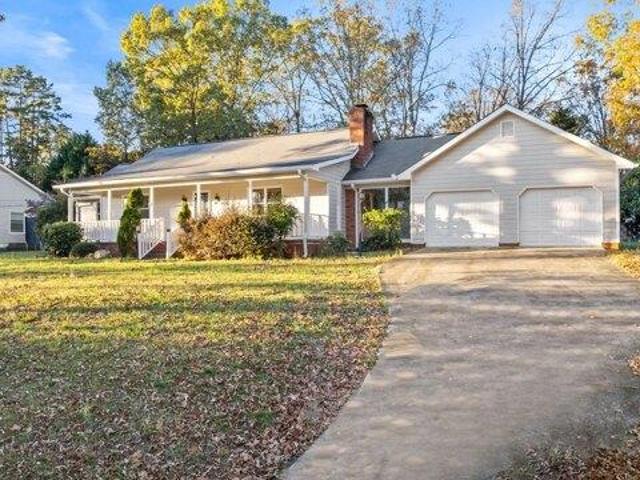 House for sale in Silver Creek, Georgia