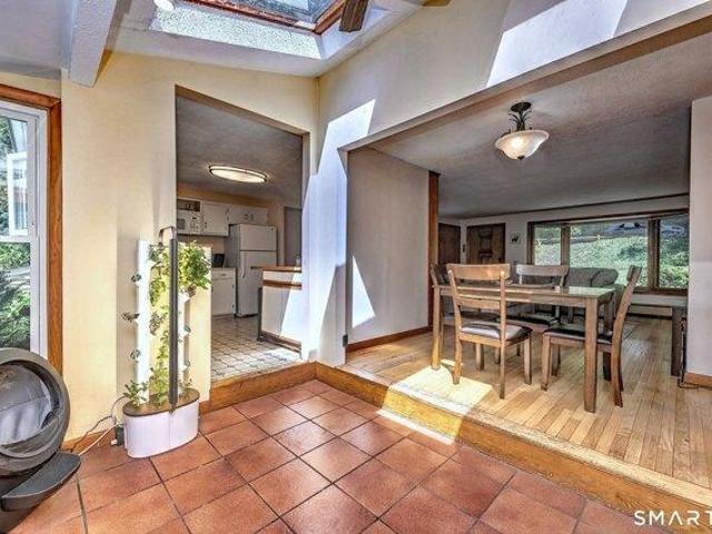 House for sale in Simsbury, Connecticut