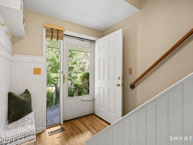 House for sale in Simsbury, Connecticut