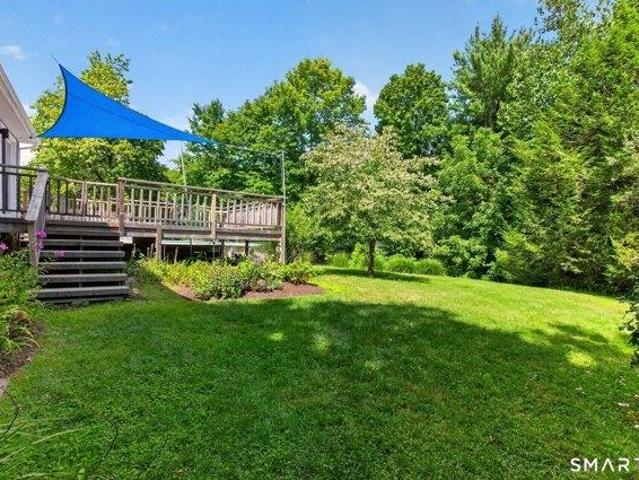 House for sale in Simsbury, Connecticut