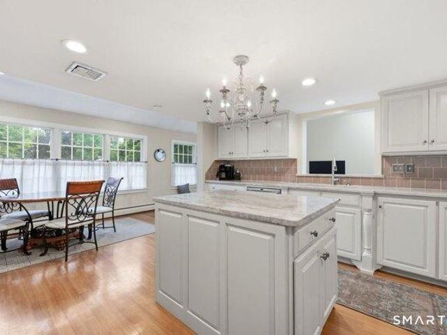 House for sale in Simsbury, Connecticut