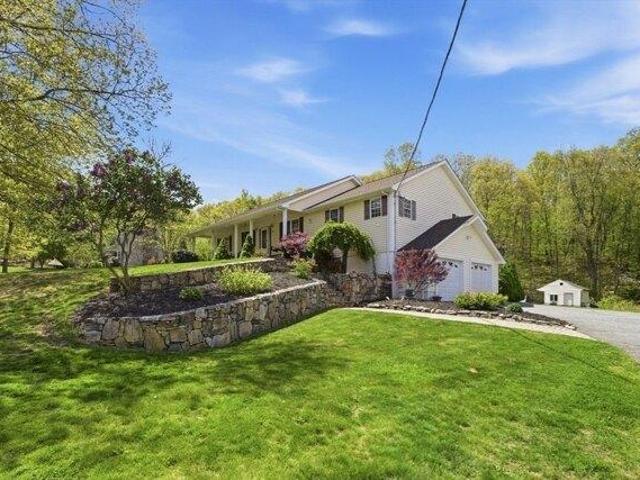 House for sale in Smithfield, Rhode Island