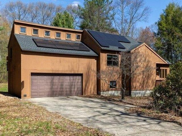 House for sale in Smithfield, Rhode Island