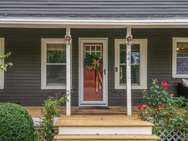 House for sale in Smithfield, Providence County