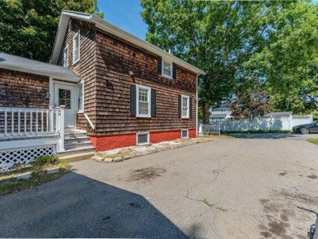 House for sale in Somerset, Bristol County