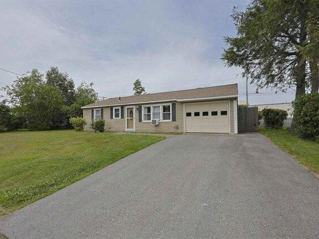 House for sale in New Hampshire
