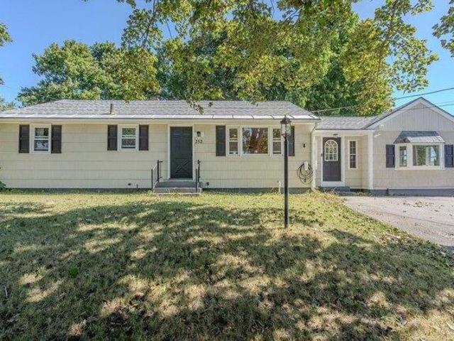 House for sale in Somersworth, Strafford County