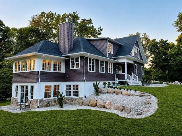 House for sale in Wakefield, Rhode Island