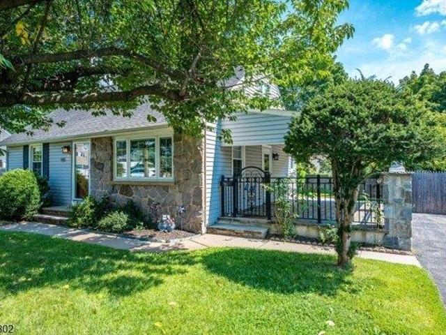 House for sale in Avon Park, South Plainfield