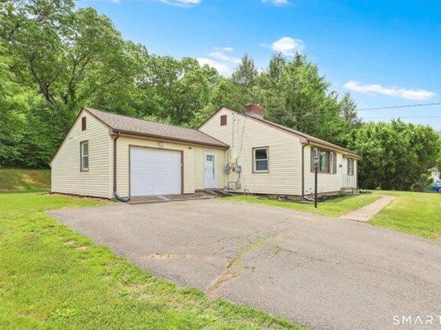 House for sale in South Windsor, Connecticut